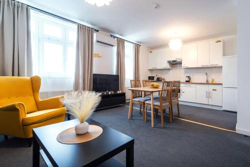 Little Tom Apartments, Prague