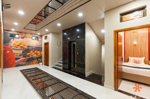 Lobby, Zostel Varanasi in Varanasi