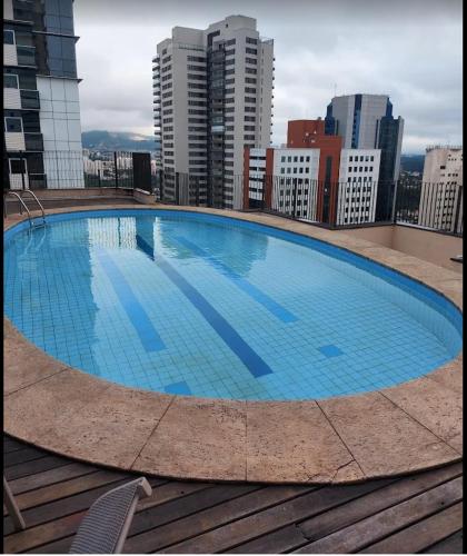 スイミングプール, Hotel Sol Alphaville in バルエリ
