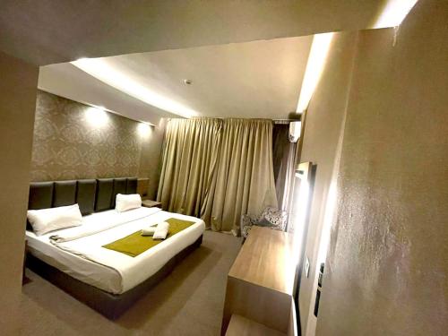 Rawsheh Boutique Hotel - image 11