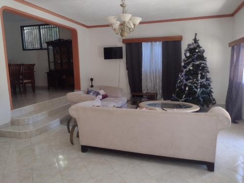 Residence Fadhili du Perpetuel Secours DELMAS 75 ET FERMATHE 55 in Petionville