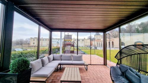 Boutique Hotel & Event Center 5