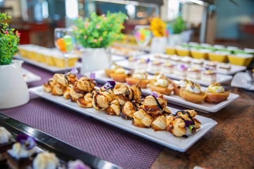 Hotel Servigroup Koral Beach - image 12