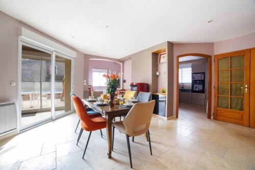 Iekārtas, Villa L'Oasis du Rhône & Piscine privée (Villa L'Oasis du Rhone & Piscine privee) in Charmes Sur Rhone
