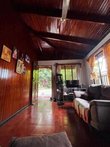 Casa Marisol in Quepos