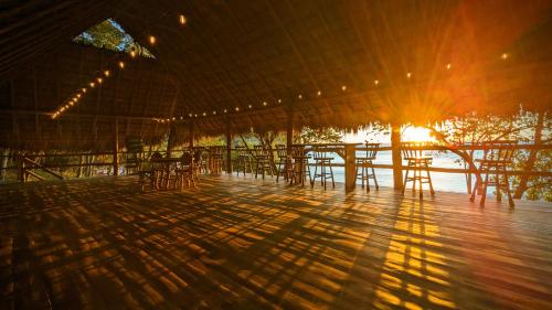 Casa Aquiles, Free Sea Fishing Trip Included! in El Gigante