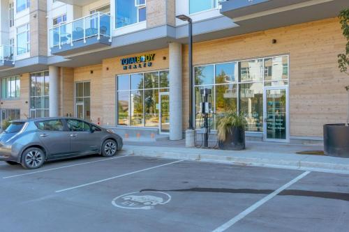 Live The Dream In The Haro in Saanichton, Canada