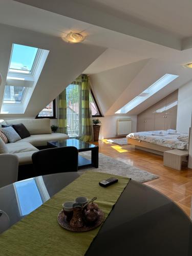 One Love Apartment