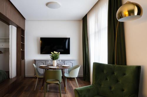 Boutique Apartment by KODA Architekt - image 14