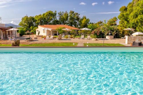 NURAS - Villa Antonio – khách sạn tại Santa Maria La Palma