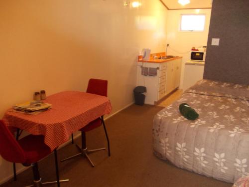 Bignell Street Motel — Photo 2