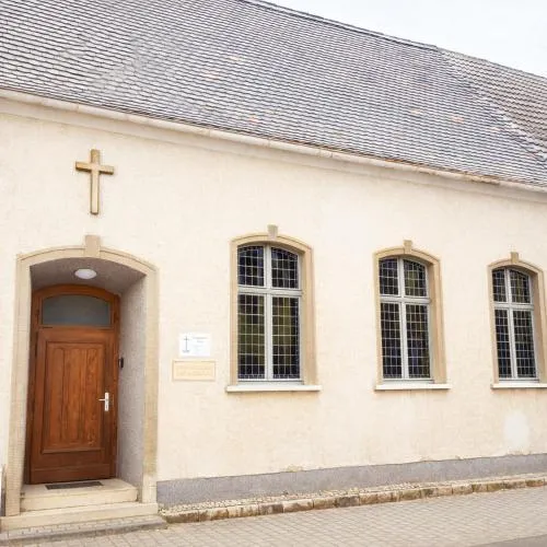 ehemalige Kirche in neuem Glanz in Oranienbaum-Wörlitz, Deutschland