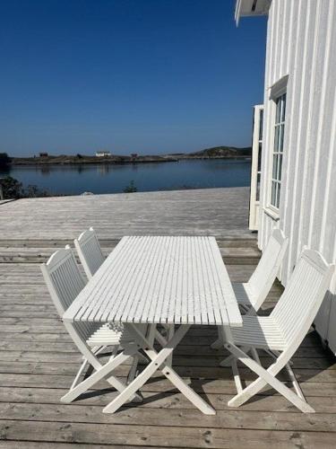 Viesnīcas āriene, Historic Cabin By The Atlantic Ocean Road in Vevang