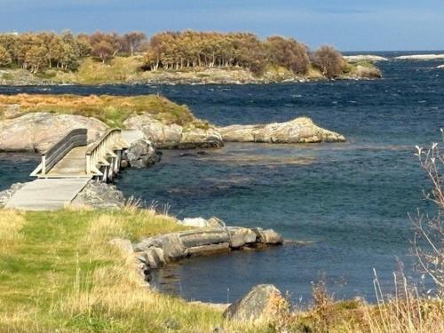 Viesnīcas āriene, Historic Cabin By The Atlantic Ocean Road in Vevang