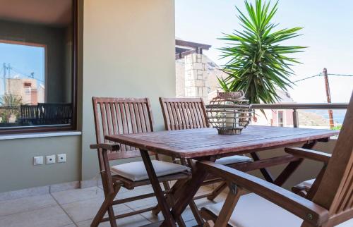 Villa Silvia Heated Pool & Jacuzzi - image 13