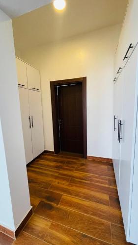 Zane Residence in Rebero Heights - image 5