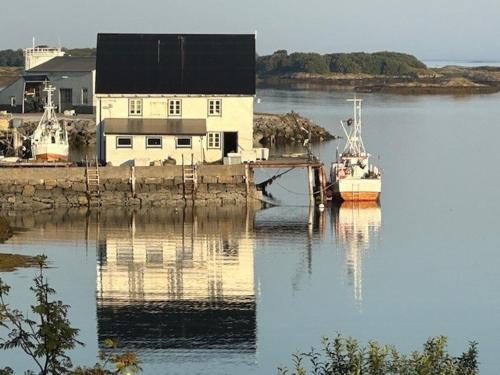 Viesnīcas āriene, Historic Cabin By The Atlantic Ocean Road in Vevang