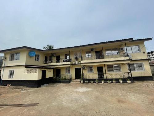 Foday's residence – khách sạn tại Thị trấn Bureh