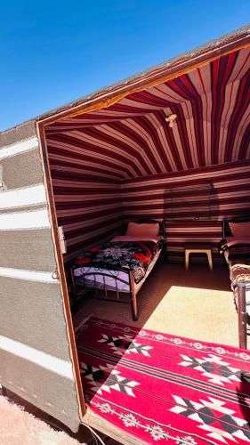 1 double bed, 3 twin beds