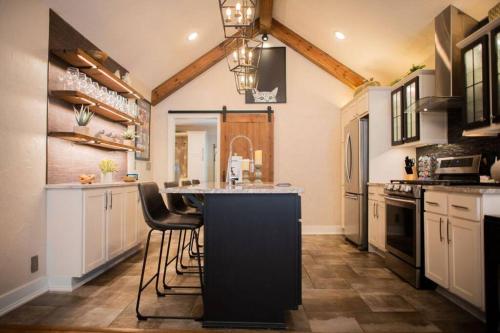 The Dryer House center city pet friendly home in 斯普林菲爾德市中心