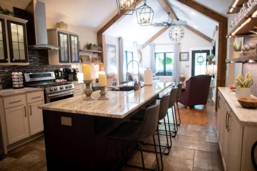 The Dryer House center city pet friendly home in 斯普林菲爾德市中心