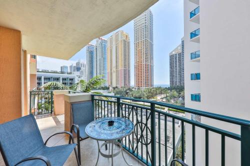 Blue Horizon at Sunny Isles King David – khách sạn tại Bãi biển Sunny Isles