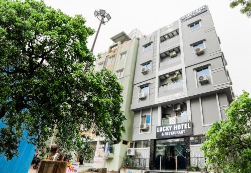 Super Hotel O Lucky Hotels Gachibowli - 출입구