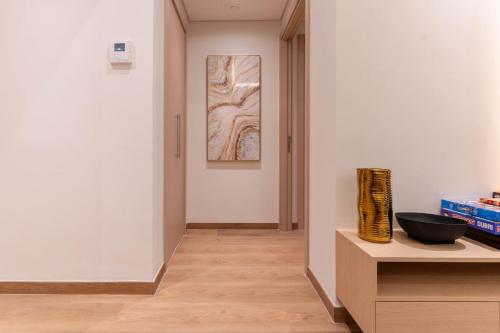 1BR Plus Studio Apartment With Burj View In Downtown Dubai - image 2