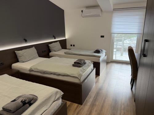 Restaurant&Rooms 035 in باراسين