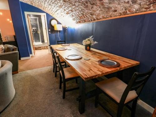 Зовнішній вигляд готелю, Gatehouse Studio Apartment in Гейтхауз оф Фліт