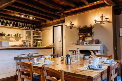 Ēdiens un dzērieni, LES DIVINES BOURGOGNE in La Rochepot