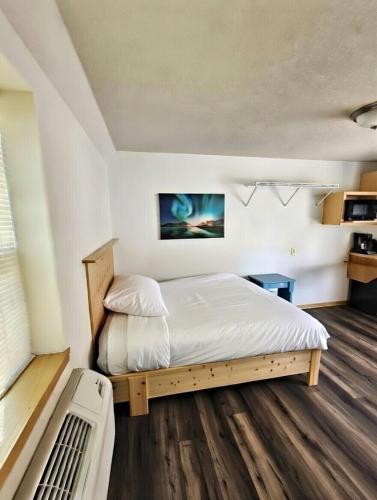 . Northern Lights Lodge