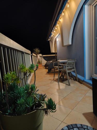 Le Sémaphore - appartement climatisé, grande terrasse vue mer - parking, wifi 2