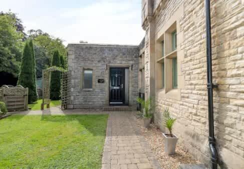 Walworth Castle Lodge in Walworth