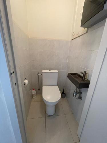 logies One Room Sea view - image 5