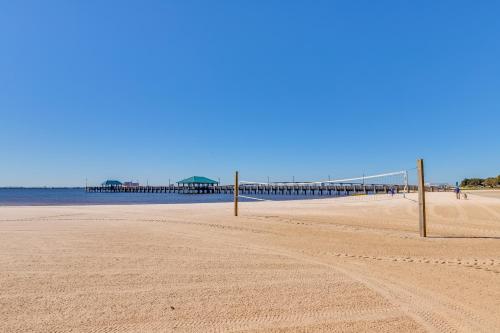 Harbor Oaks Haven: Walk to Front Beach & Downtown! in 密西西比州海洋溫泉 (MS)
