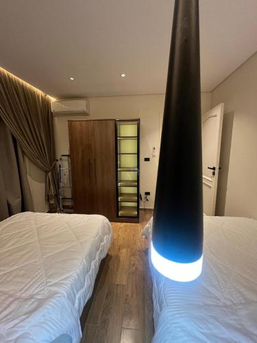 Comfortable apartment next to Mall of Arabia and Zayed Walk - image 12