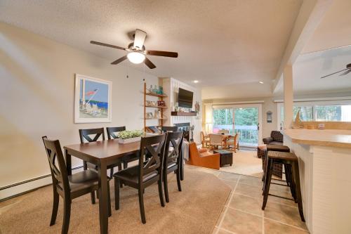 Harbor Springs Condo with Fireplace Near Skiing! in Harbor Springs, USA