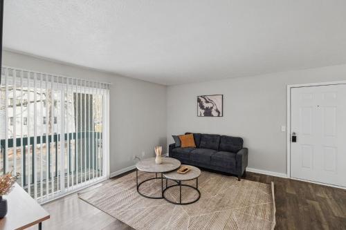Cozy Downtown Stone Mountain Apartment in 石山