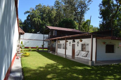 Dārzs, El Refugio - Hospedaje y Eventos in San Lucas Sacatepéquez