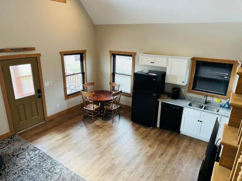 Bourbon Villa at Daynabrook Farm with Hot Tub-5 in Harrodsburg (KY)