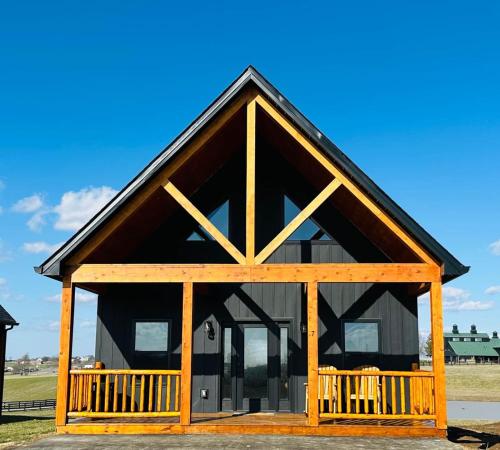 Bourbon Retreat With Hot Tub-7 in แฮร์รอดส์เบิร์ก (เคนทักกี)