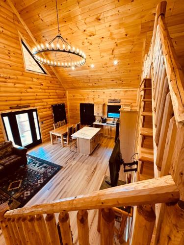 Bourbon Retreat With Hot Tub-7 in แฮร์รอดส์เบิร์ก (เคนทักกี)