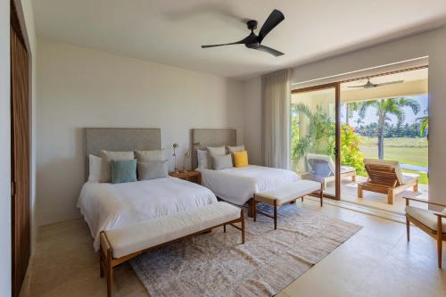 Luxury Poolside Condo in Gated Punta Mita in Villela
