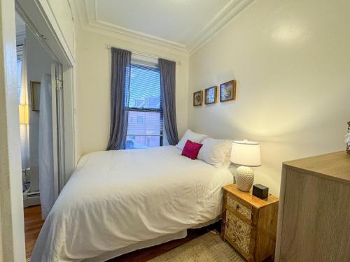 Cozy 1bed, 1bath In Brookline, Mbta in Brookline, USA