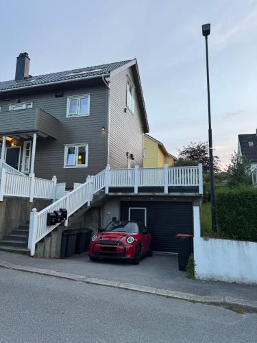 Cozy apartment with proximity to the city center – khách sạn tại Våland
