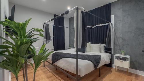 Pristine Pad, Sleep 12, Free parking, 3BRs, 20 PERCENT OFF in Harrison (NJ)