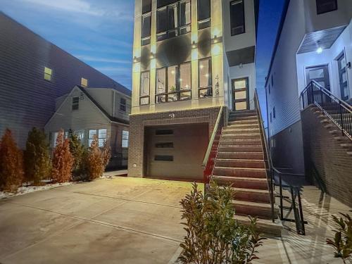 Exterior view, Pristine Pad, Sleep 12, Free parking, 3BRs, 20 PERCENT OFF in Harrison (NJ)