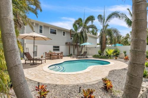 1 Step Closer villa in Holmes Beach, USA