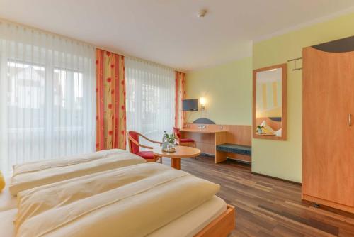 1 queen bed